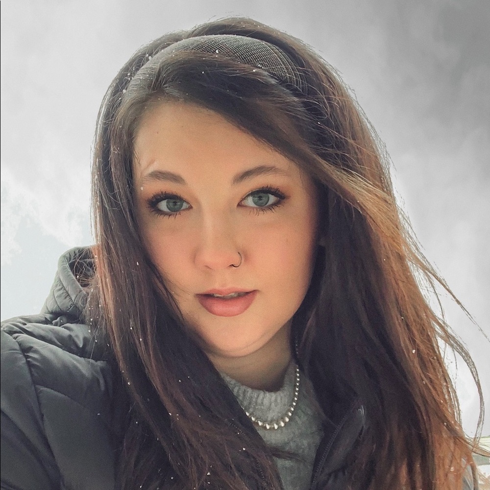 Meet your Posher, Emma